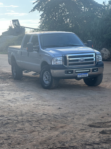 Ford F-250 3.9 Xlt Cab. Dupla 4x4 4p