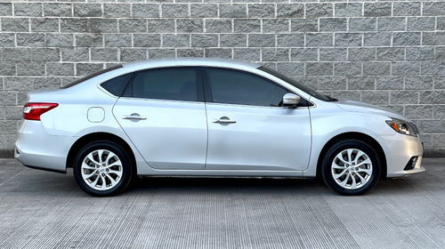 Imagen 3 de 14 de Sentra Advance 2019
