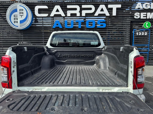 Mitsubishi L200 2.4 Glx Cabina Doble 4x4 Diesel Mt