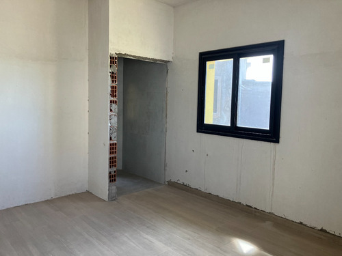 Venta De Departamento En Barrio Mediterraneo, La Providencia