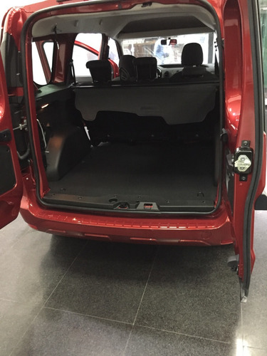 Imagen 8 de 15 de Renault Kangoo 1.6 Life 0km 2021 2022 #ev