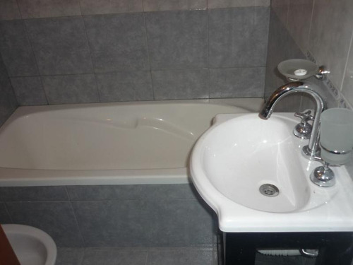 Imagen 6 de 7 de Departamento En La Plata Calle 1 E/ 45 Y 46 Zona Estudiantes Dacal Bienes Raices