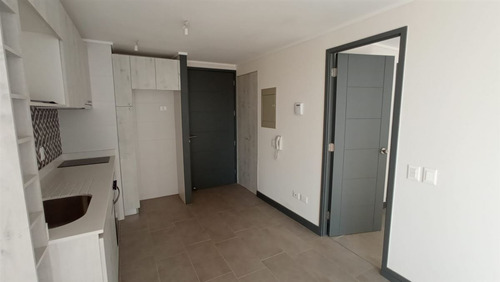 Departamento En Arriendo De 1 Dorm Plaza Zañartu, Ñuñoa