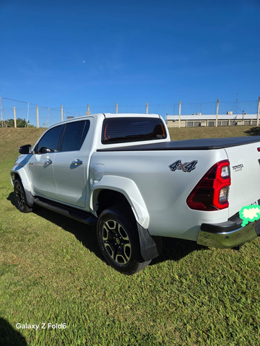 Toyota Hilux 2.8 Tdi Srx Plus Cab. Dupla 4X4 Aut. 4P