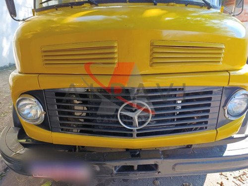 Mercedes Benz 1113 4x2 Com Carroceria