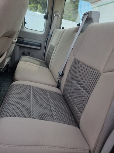 Imagen 8 de 11 de Ford F-250 Super Duty Fx2 4x4