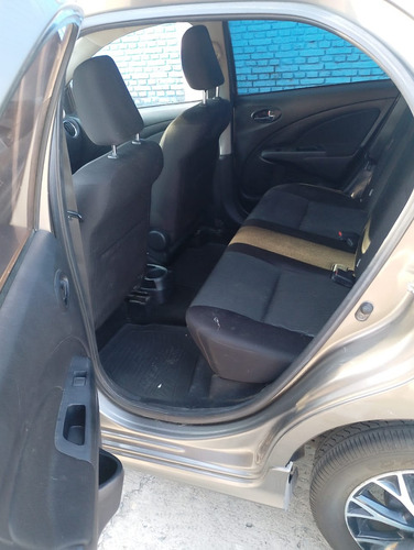 Toyota Etios 1.5 Xls At