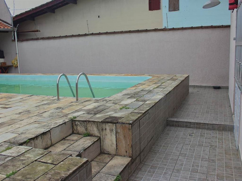 Casa Isolada,piscina,edicula,na Imobiliaria Em Praia Grande. - Sil269
