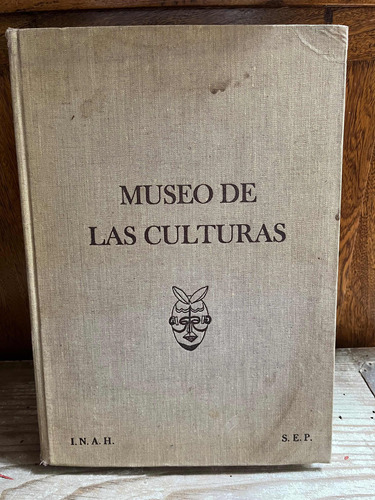 Libro Antiguo Museo De Las Culturas
