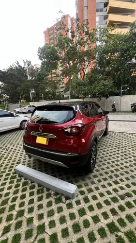 Renault Captur 2.0 Intens Automática
