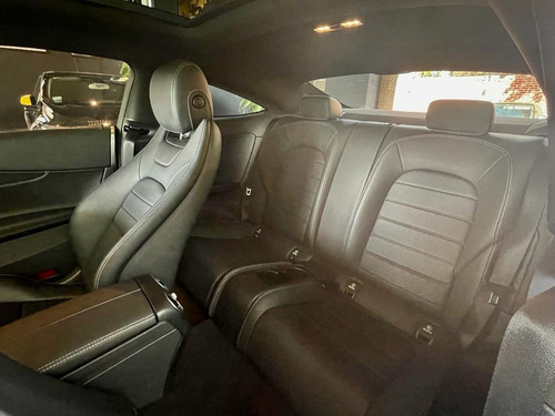 Imagen 6 de 16 de Mercedes-benz Clase C 2018 3.0 C400 Coupe Amg-line 333cv
