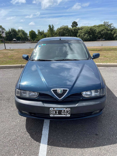 Imagen 4 de 16 de Alfa Romeo 146 1997 2.0