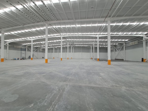 Bodega En Renta De 6,453 M2 En Gam Cdmx