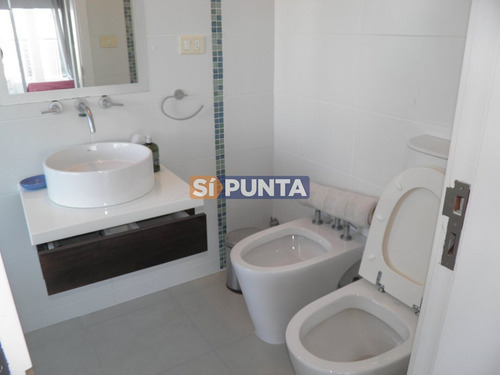 Imagen 9 de 30 de Pent House En Torre De Categoría