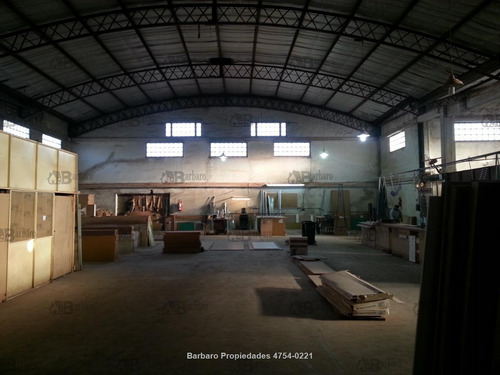 Imagen 2 de 14 de Barbaro Vende Galpon En San Martin