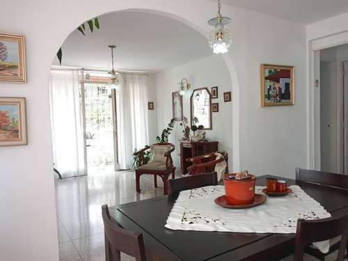 Imagen 3 de 14 de Apartamento Via El Pueblo Al Lado Urb Toronjil San Antonio De Los Altos