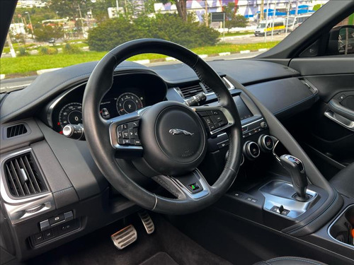 Jaguar E-Pace Jaguar E-pace R-dynamic s 2.0 Aut.