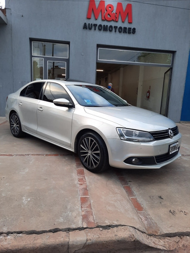 Volkswagen Vento 2.0 Sportline Tsi 200cv Dsg 2011