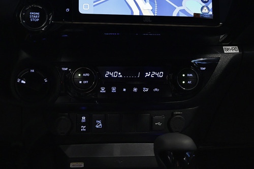 Toyota Hilux Gr-sport Iv Gr4 4x4 2.8 Tdi 6 At 224cv