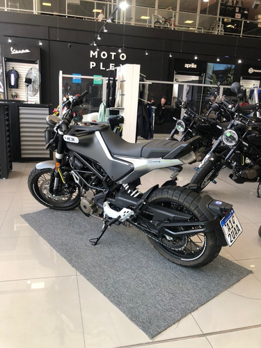 Imagen 8 de 17 de Husqvarna 401 Svartpilen Año 2021 Con 1900 Km