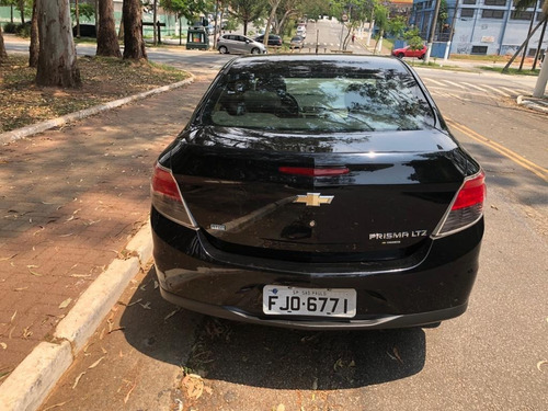 Chevrolet Prisma Ltz 2013/2014 ( Automático )