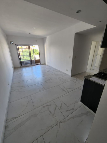 Venta. Departamento 3 Amb. A Estrenar. Con Cochera Cubierta. Villa Lugano.