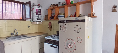 Imagen 8 de 12 de Duplex Sobre Calle 2, Pb Baño Y Living Comedor Con Cocina Separada Y Patio Pa Dormitorio