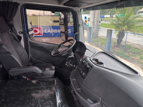 Mercedes Benz Atego 3030 Carroceria
