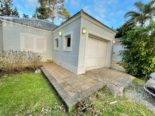 Imagen 17 de 20 de Casa En Venta , Zona Rincon Del Indio 3 Dormitorios