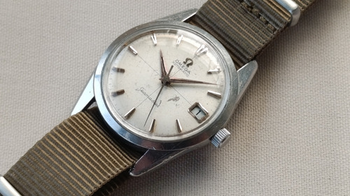 Reloj Omega Seamaster Crosshair Calibre 562 - 1960 - Detalle Beige Plateado Blanco (Usado)