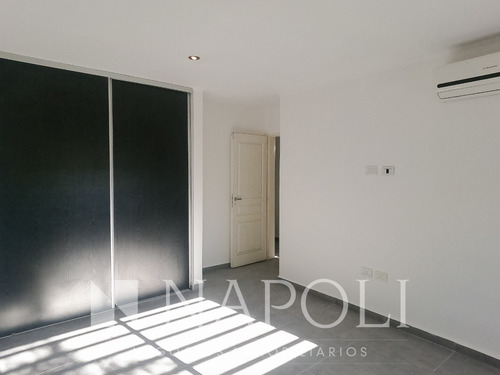 Imagen 10 de 13 de Impecable Dúplex En Venta, En Canning