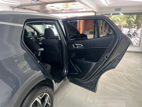 Kia Sportage 2.0 At