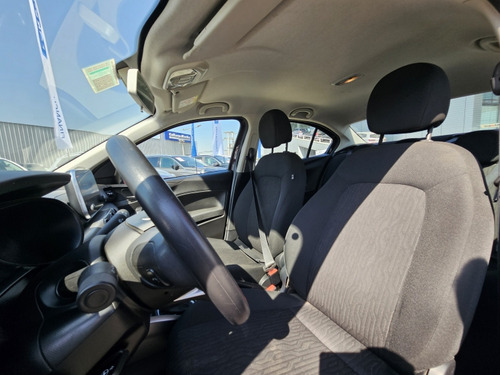 Fiat Cronos CRONOS DRIVE 1.8 AT