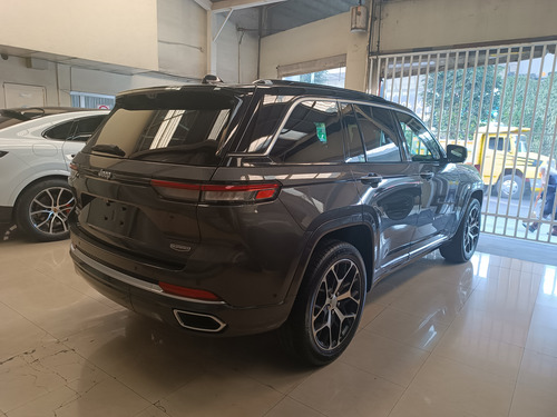 Jeep Grand Cherokee Summit Blindada Nivel Ill/b4 Yasserarmor