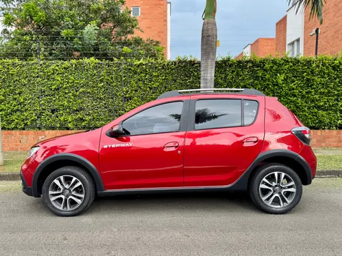Renault Stepway 1.6 Intens