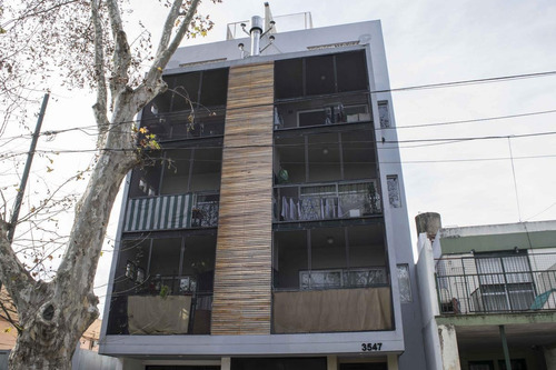 Imagen 2 de 10 de Departamento - Saavedra