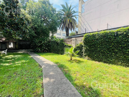 Casa En Villa Urquiza Con Jardin