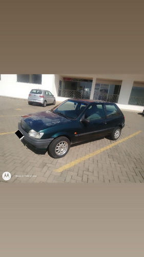 Imagem 1 de 8 de Ford Fiesta 1.0