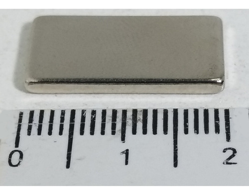 Imã De Neodímio / Super Forte / 20mm X 10mm X 2mm 10 Peças