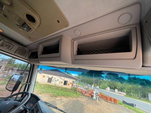 Volvo Vm 330 Toco 4x2t Cavalinho Caminhao Trator