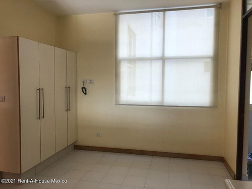 Imagen 4 de 14 de Departamento En Renta En Calle Lomas Del Rio 21-4021 Cr