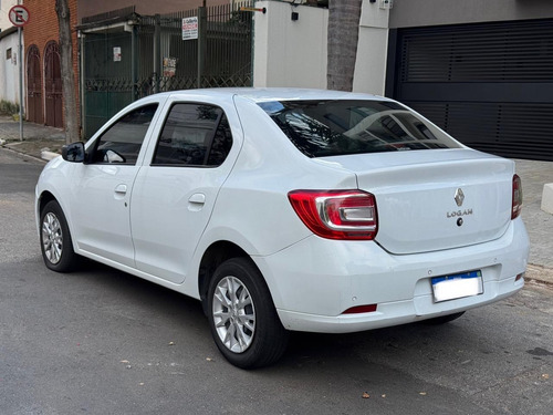 Renault Logan 1.0 Zen 12v 4p 5 marchas