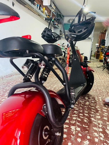 Imagen 3 de 6 de Moto Scooter Electrica