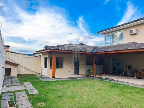 Imagem 3 de 8 de Casa Com 3 Quartos À Venda, 188 M² Por R$ 900.000 - Morada Da Colina - Resende/rj - Ca0200