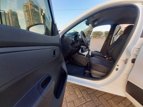 Imagem 9 de 13 de Renault Kwid Zen 1.0 Flex 12v. Mec. 2019/2020