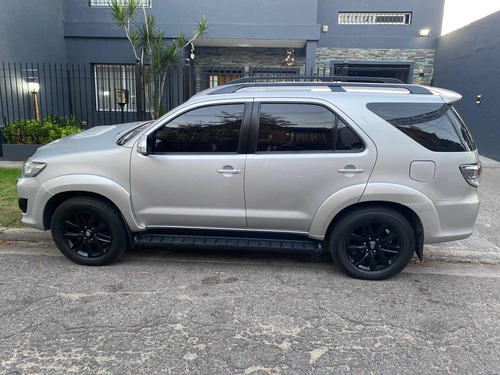 Toyota Sw4 3.0 Srv Cuero I 171cv 4x4 4at 2012