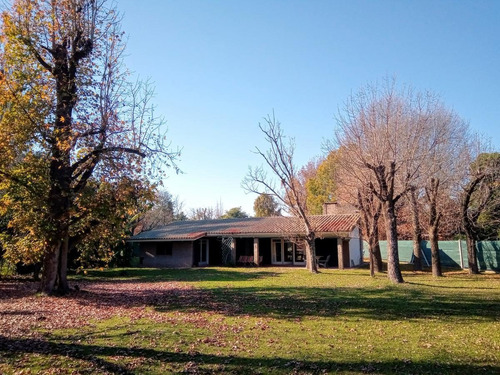 Imagen 2 de 29 de Venta Terreno Para Desarrollar Con Vivienda Y Pileta Roldán.