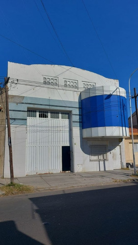 Imagen 1 de 17 de Galpon En Alquiler En Lanús Oeste