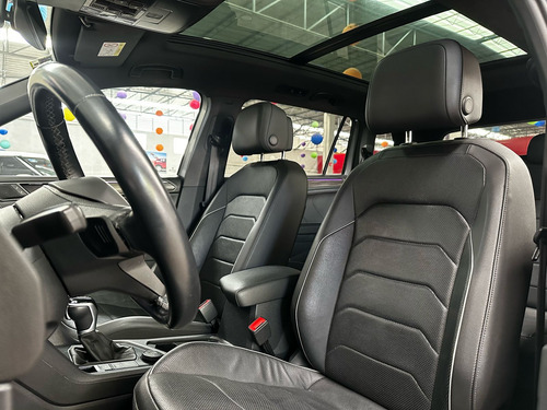 Volkswagen Tiguan 5p R-Line L4/2.0/T Aut