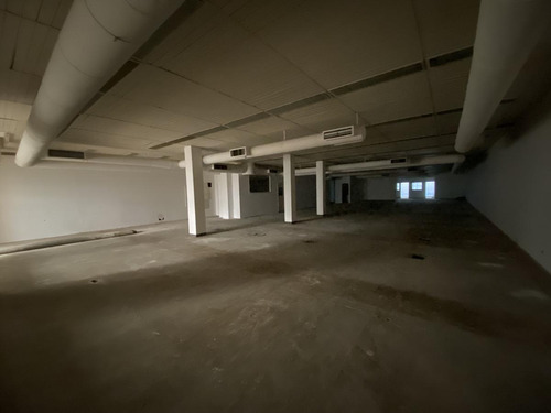 Imagen 12 de 16 de Excelente Edificio En Block En Alquiler - 3 Plantas Libres.